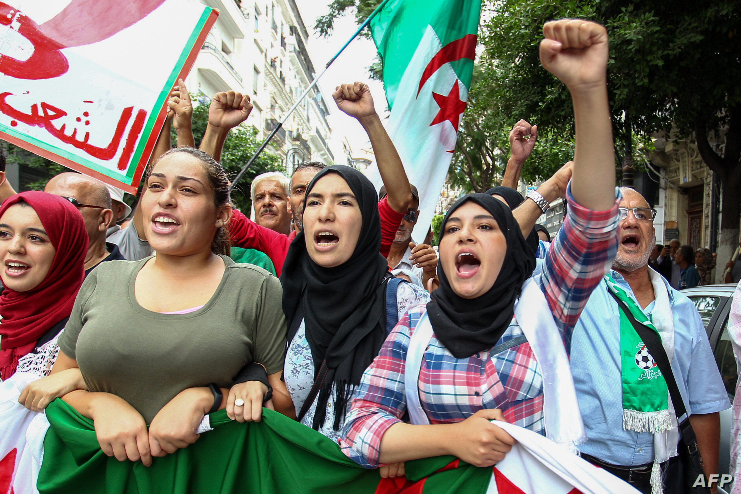 ليس من مصلحتنا تدمير الجزائر وتشريد أهلها