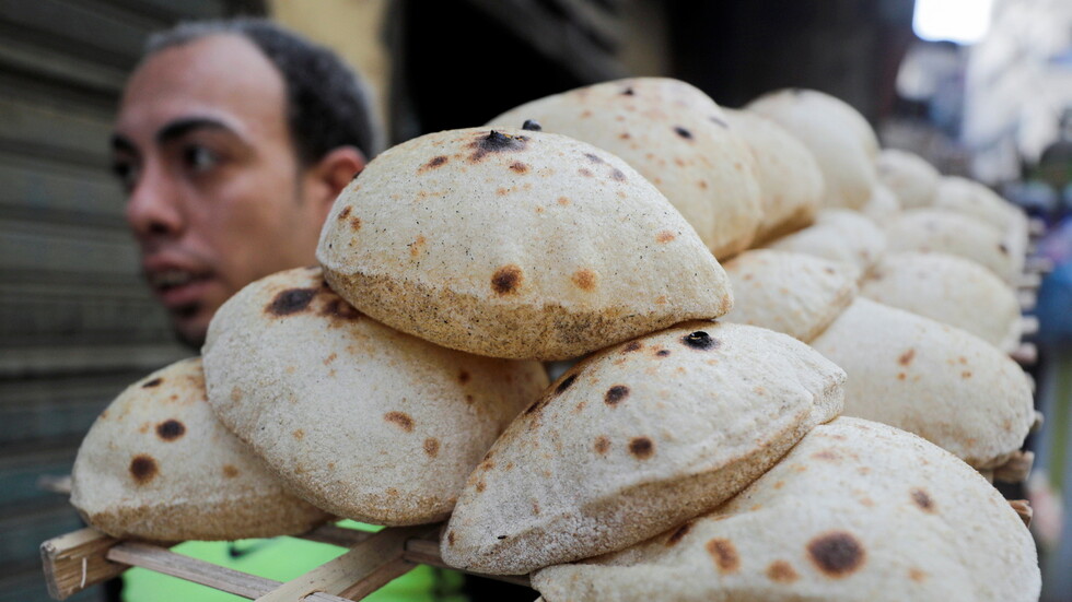 زيادة سعر رغيف العيش في مصر: هل هو قرار حكيم؟