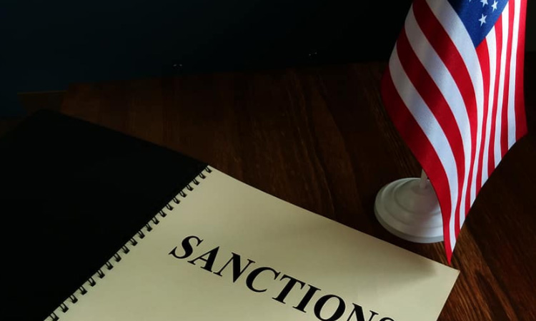كيف تستطيع أمريكا فرض عقوبات على الدول والأفراد؟