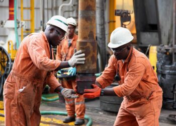 أين تذهب أرباح انتاج النفط والغاز في أفريقيا ومن المستفيد؟