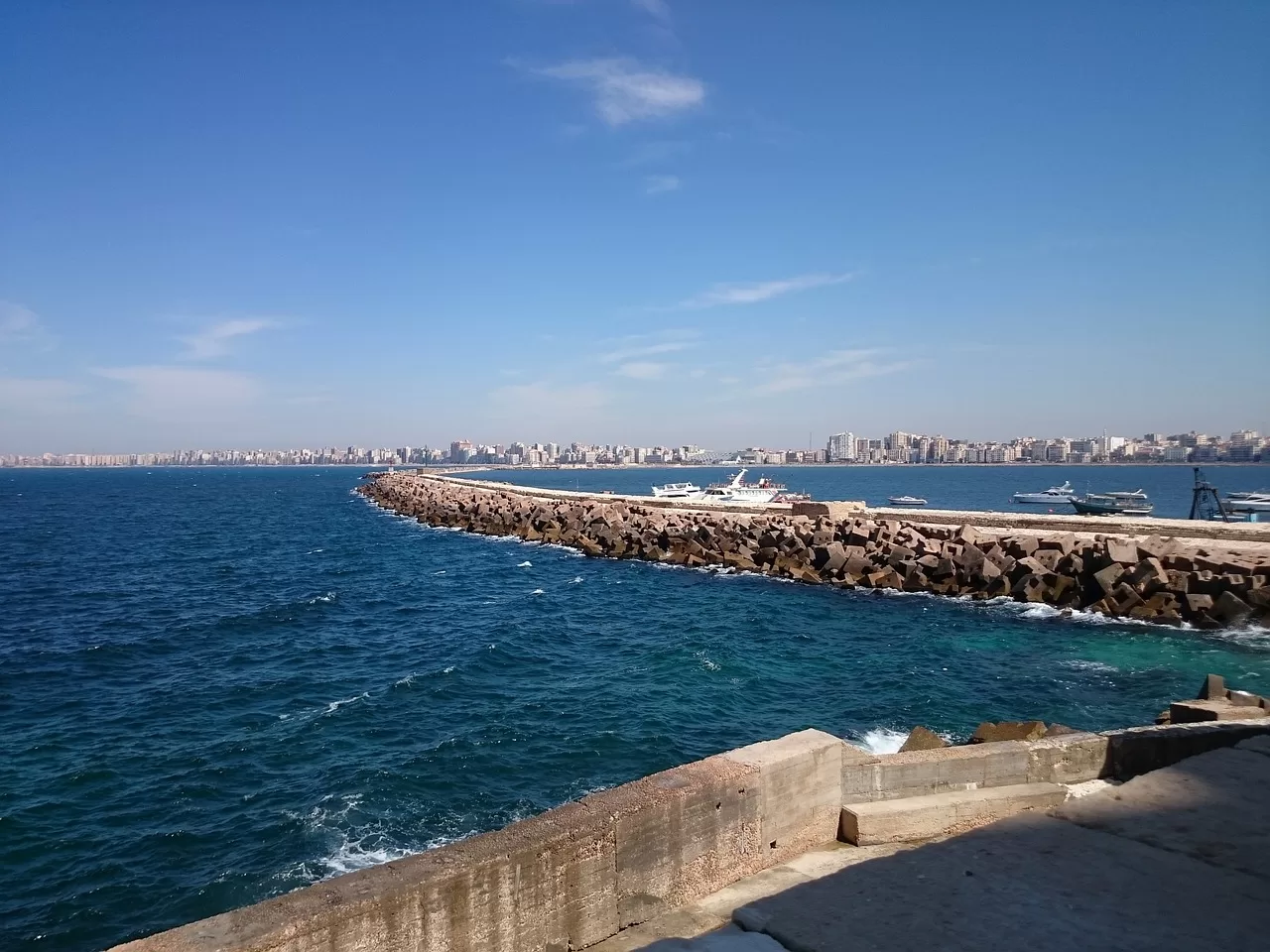 اصلاحات مصر 2022-2026: تعويم الجنيه المصري وثورة الخصخصة