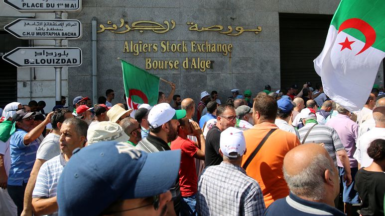 لماذا بورصة الجزائر صغيرة ومن أسوأ البورصات العربية؟ لماذا بورصة الجزائر صغيرة ومن أسوأ البورصات العربية؟