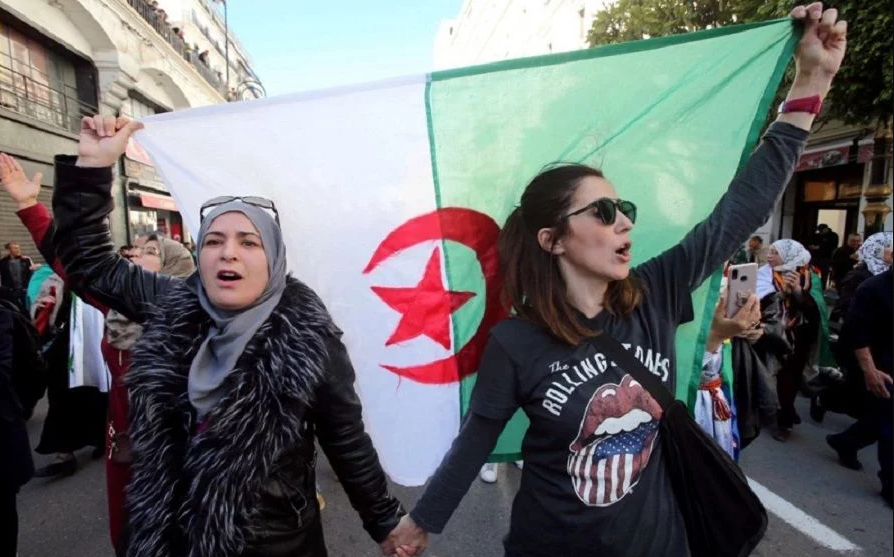 رابط منحة البطالة للمرأة المتزوجة الماكثة في البيت الجزائر