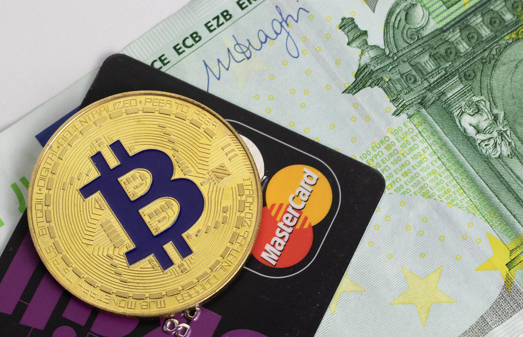 شراء وبيع بيتكوين بالفيزا (بطاقة ائتمان أو بطاقة سحب) فوريا