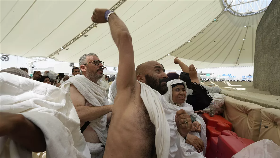 هل لحرب غزة دور في سقوط أكثر من ألف قتيل في الحج؟