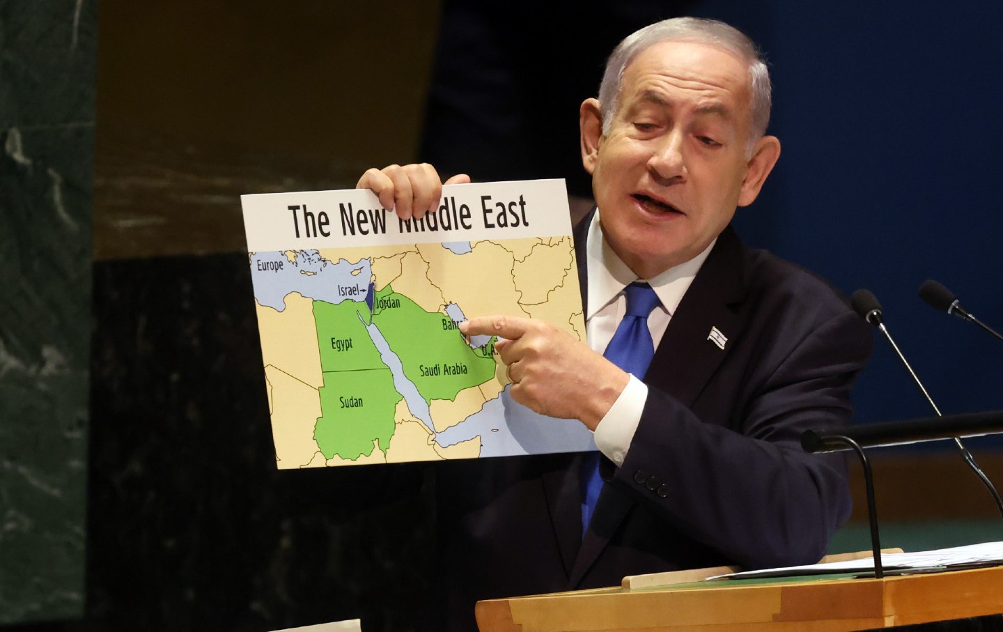 فزاعة إسرائيل الكبرى التي تخوف بها إيران العرب
