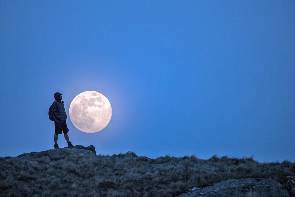 7 علامات تدل على أنك من مواليد القمر