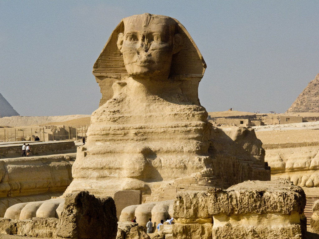 من كسر أنف أبو الهول؟ إعدام مسلم صوفي مجرم