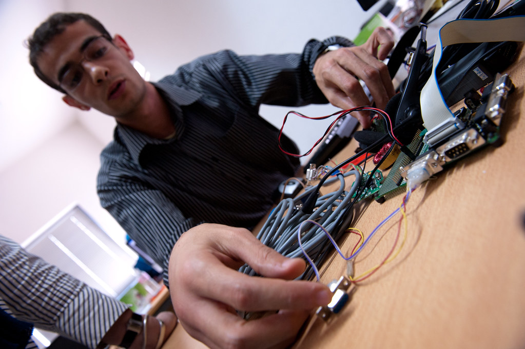 هذا البلد هو تايوان أفريقيا في مجال الرقائق الإلكترونية!