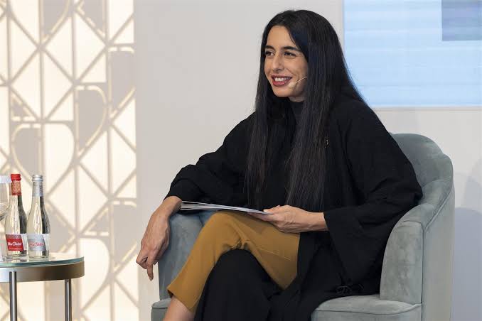 هند العويس الإمارات