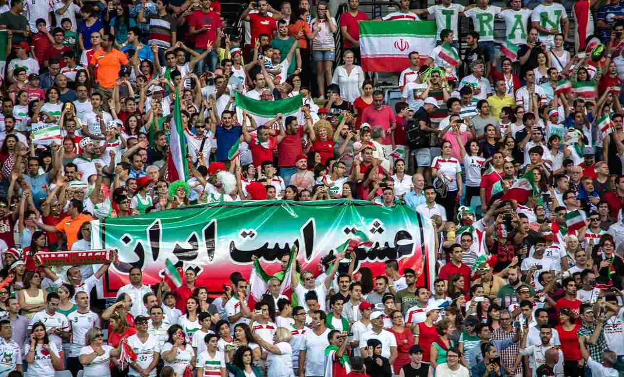 جمهور إيران كرة القدم