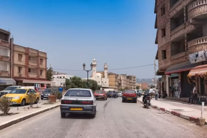 الجزائر