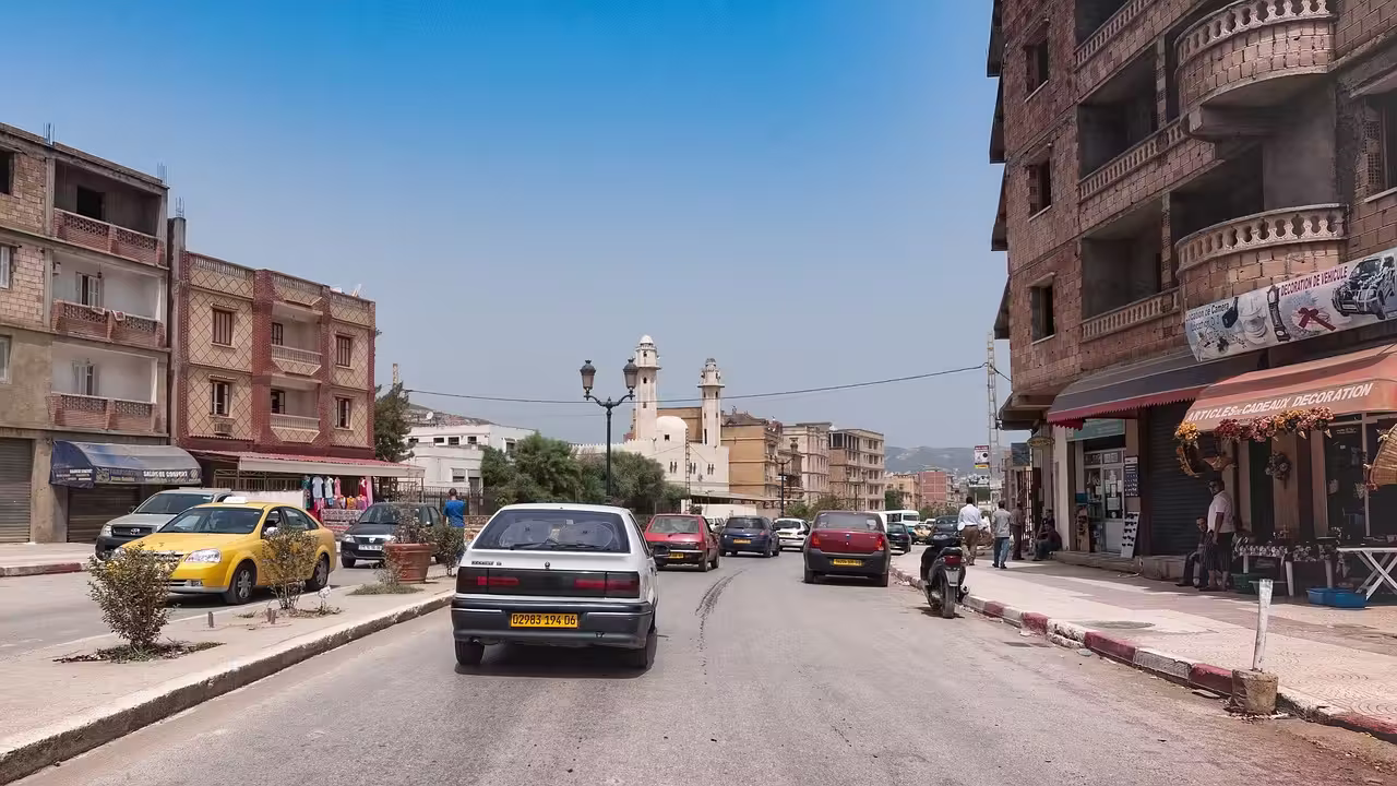 الجزائر